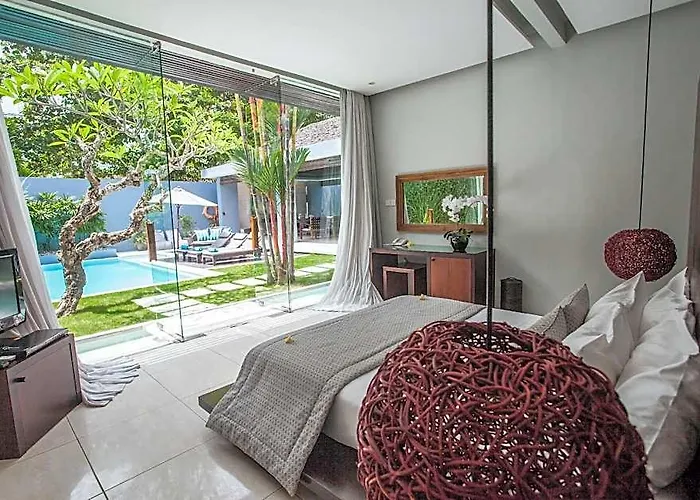 Kembali Hotel Seminyak