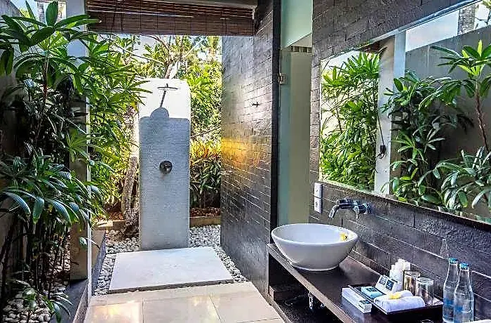 Kembali Hotel Seminyak